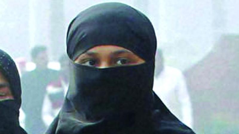 Spread awareness to safeguard Muslim women, don't rush to SC to change law